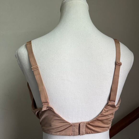 SKIMS weightless scoop bra clay size 38‎ D - Picture 6 of 11